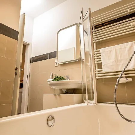 Fabelhafte Zum Wohlfuehlen Mit Junik شقة دوسبرغ