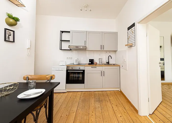 Fabelhafte Zum Wohlfuehlen Mit Junik Apartment