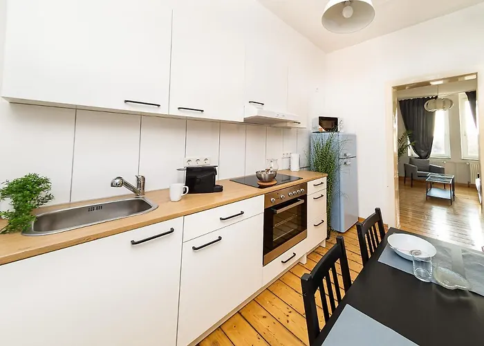 Fabelhafte Zum Wohlfuehlen Mit Junik Apartment *